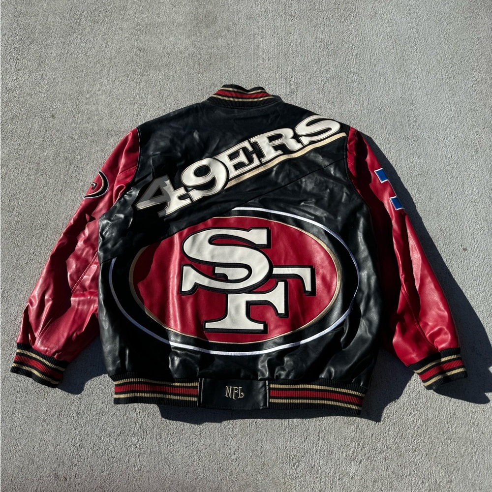 49ers leather jacket. Team logo patch along with NFC patch.